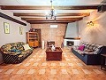 Spacieuse villa de 5 chambres à Dolores in Real Estate Alicante