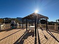 Villa mit Panoramablick und allen Annehmlichkeiten nur einen Schritt entfernt in Real Estate Alicante