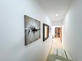 Villa confortable avec piscine et vue panoramique sur les montagnes à Petrer in Real Estate Alicante