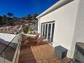 Villa confortable avec piscine et vue panoramique sur les montagnes à Petrer in Real Estate Alicante