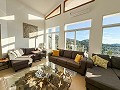 Villa confortable avec piscine et vue panoramique sur les montagnes à Petrer in Real Estate Alicante