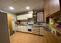 Landhuis in Sax met 28.000m2 Grondstuk in Real Estate Alicante
