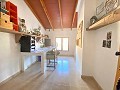 Großes schönes Haus in einem Weiler in Yecla in Real Estate Alicante