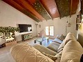 Großes schönes Haus in einem Weiler in Yecla in Real Estate Alicante