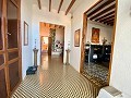 Großes schönes Haus in einem Weiler in Yecla in Real Estate Alicante