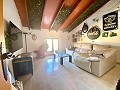 Großes schönes Haus in einem Weiler in Yecla in Real Estate Alicante