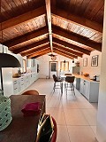 Schöne Villa in Yecla in Real Estate Alicante