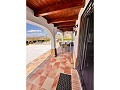 Schöne Villa in Yecla in Real Estate Alicante