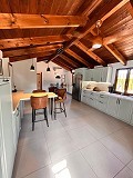 Schöne Villa in Yecla in Real Estate Alicante