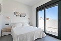 Villa con piscina privada, 2 dormitorios y 2 baños in Real Estate Alicante