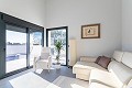 Villa con piscina privada, 2 dormitorios y 2 baños in Real Estate Alicante