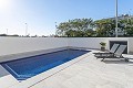 Villa con piscina privada, 2 dormitorios y 2 baños in Real Estate Alicante