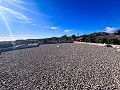 Charmante Villa met Zomerse Keuken en Gastenhuis op 15 Minuten van het Strand in Real Estate Alicante