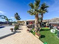 Charmante Villa met Zomerse Keuken en Gastenhuis op 15 Minuten van het Strand in Real Estate Alicante
