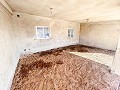 Charmante Villa met Zomerse Keuken en Gastenhuis op 15 Minuten van het Strand in Real Estate Alicante
