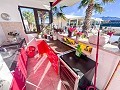 Charmante Villa met Zomerse Keuken en Gastenhuis op 15 Minuten van het Strand in Real Estate Alicante
