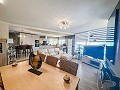 Charmante Villa met Zomerse Keuken en Gastenhuis op 15 Minuten van het Strand in Real Estate Alicante