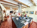 Prachtige villa met zwembad in Hondon De Los Frailes in Real Estate Alicante