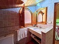Prachtige villa met zwembad in Hondon De Los Frailes in Real Estate Alicante