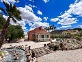 Prachtige villa met zwembad in Hondon De Los Frailes in Real Estate Alicante