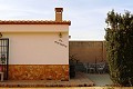 Schönes Landhaus in Sax in Real Estate Alicante