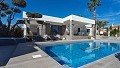 Atemberaubende moderne Villa in Ciudad Quesada in Real Estate Alicante