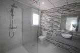 4-Bett-Luxus-Neubauvilla mit Grundstück und Pool in Real Estate Alicante
