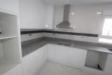 4-Bett-Luxus-Neubauvilla mit Grundstück und Pool in Real Estate Alicante