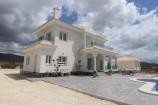 4-Bett-Luxus-Neubauvilla mit Grundstück und Pool in Real Estate Alicante