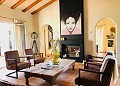 Exclusiva Villa Off-Grid en lo Alto de la Montaña en Villena in Real Estate Alicante