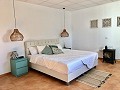 Exclusiva Villa Off-Grid en lo Alto de la Montaña en Villena in Real Estate Alicante