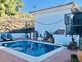 Exclusiva Villa Off-Grid en lo Alto de la Montaña en Villena in Real Estate Alicante
