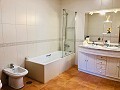 Exclusiva Villa Off-Grid en lo Alto de la Montaña en Villena in Real Estate Alicante