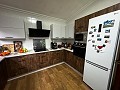 Precioso apartamento de 4 dormitorios y 2 baños Casa/Chalet en Urb Loma Bada in Real Estate Alicante