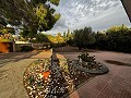 Precioso apartamento de 4 dormitorios y 2 baños Casa/Chalet en Urb Loma Bada in Real Estate Alicante
