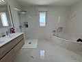 Villas de obra nueva en Pinoso. in Real Estate Alicante