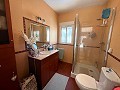Belle villa de 3 chambres et 2 salles de bains avec piscine in Real Estate Alicante