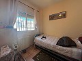 Belle villa de 3 chambres et 2 salles de bains avec piscine in Real Estate Alicante
