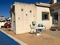 Belle villa de 3 chambres et 2 salles de bains avec piscine in Real Estate Alicante