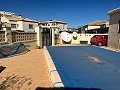 Belle villa de 3 chambres et 2 salles de bains avec piscine in Real Estate Alicante