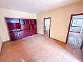 Gran Proyecto de Reforma con Opción de Comercio y 2 Apartamentos in Real Estate Alicante
