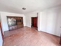 Gran Proyecto de Reforma con Opción de Comercio y 2 Apartamentos in Real Estate Alicante