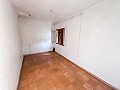 Gran Proyecto de Reforma con Opción de Comercio y 2 Apartamentos in Real Estate Alicante