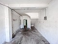 Gran Proyecto de Reforma con Opción de Comercio y 2 Apartamentos in Real Estate Alicante