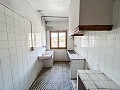 Gran Proyecto de Reforma con Opción de Comercio y 2 Apartamentos in Real Estate Alicante