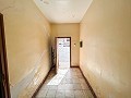 Gran Proyecto de Reforma con Opción de Comercio y 2 Apartamentos in Real Estate Alicante