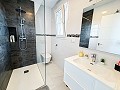 Prêt maintenant, villa spectaculaire avec piscine, maison d'amis et bar! in Real Estate Alicante