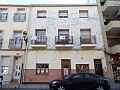 Casa adosada de 4 dormitorios y 2 plantas en Ayora in Real Estate Alicante