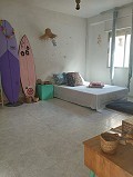 Casa adosada de 4 dormitorios y 2 plantas en Ayora in Real Estate Alicante
