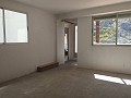 Casa adosada de 4 dormitorios y 2 plantas en Ayora in Real Estate Alicante